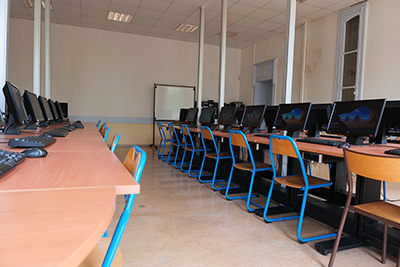 Assomption Montpellier Collège : Salle informatique